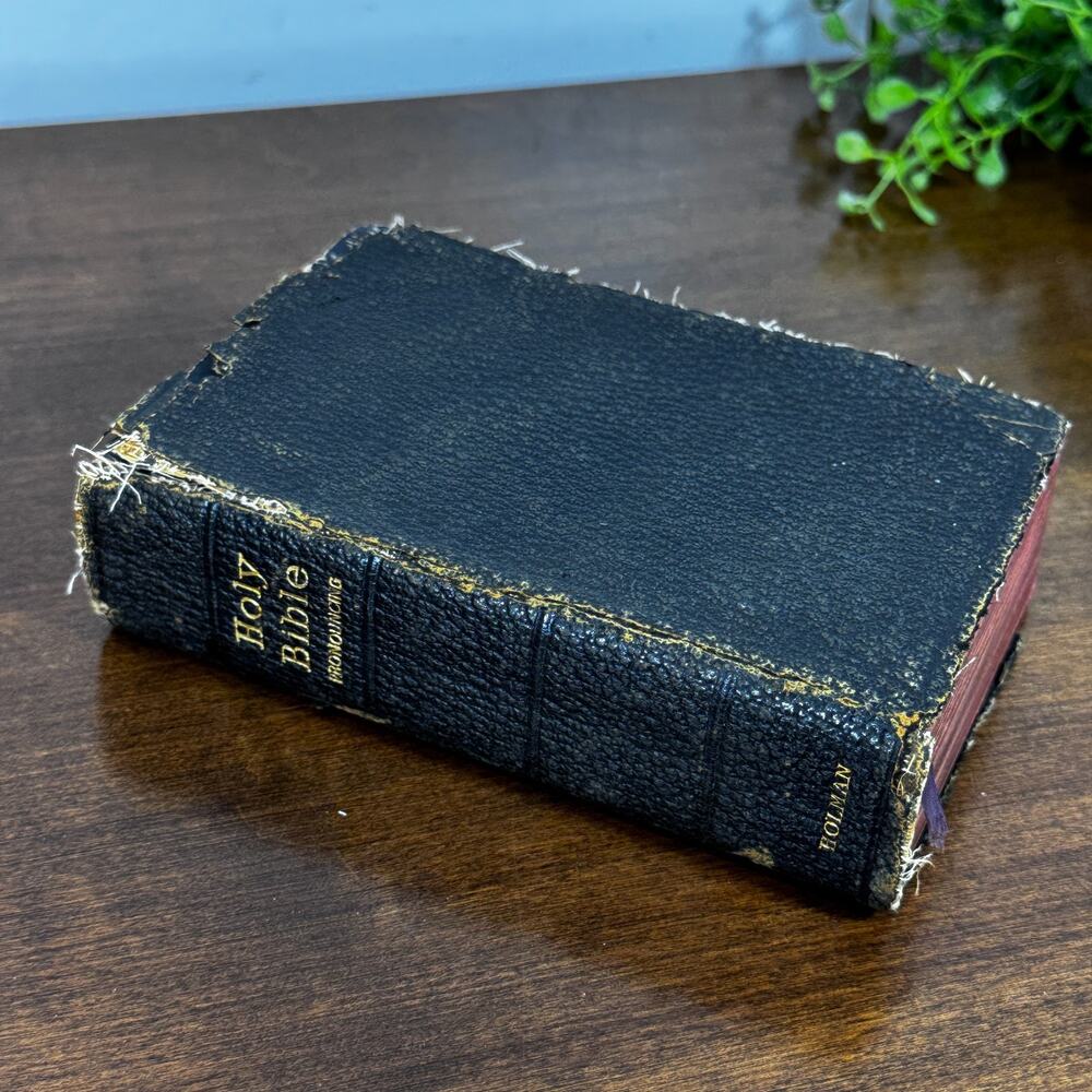 Antique 1902 A.J. Holman Holy Bible Self Pronouncing KJV Pocket Bible